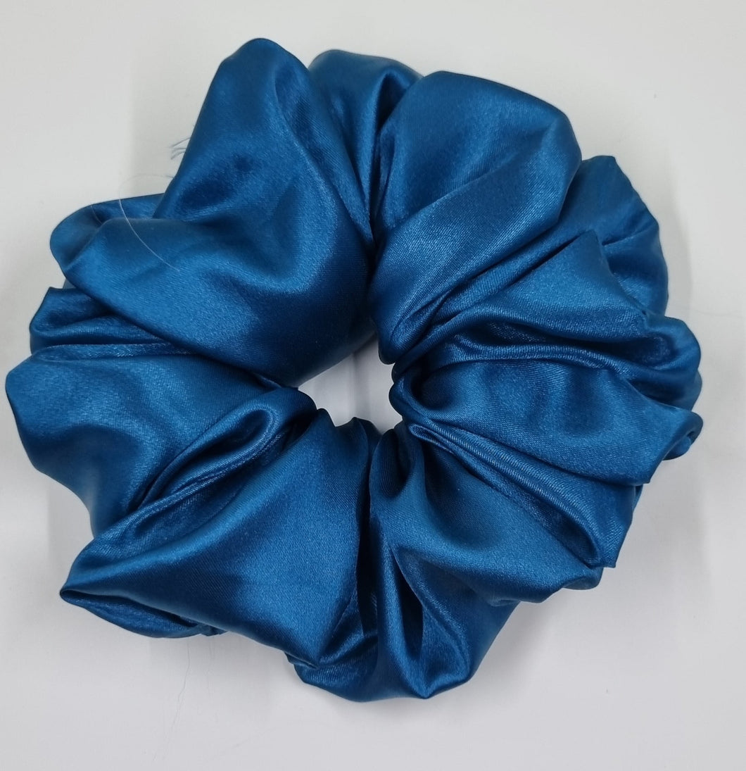 Sasha XL Scrunchie